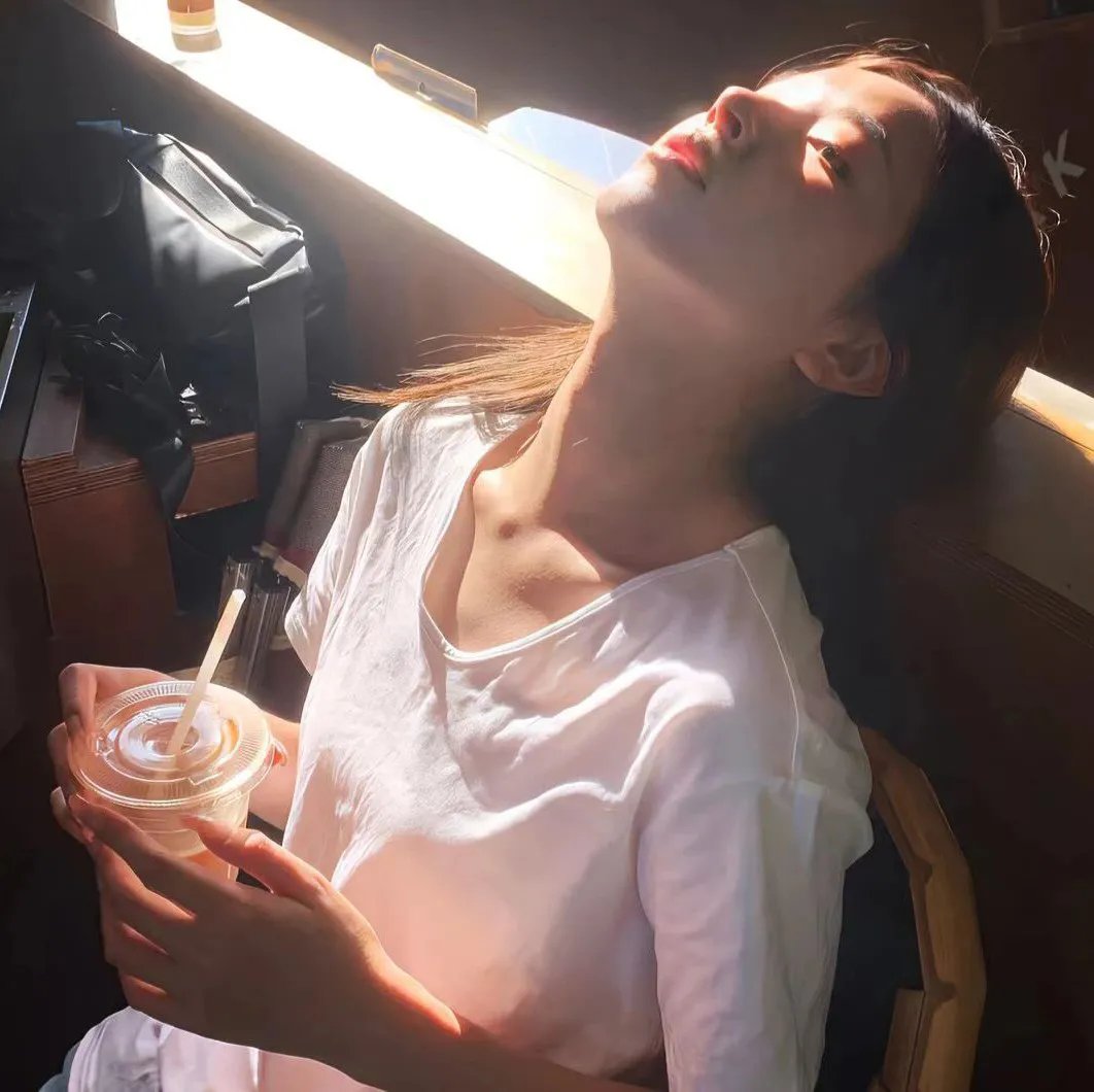 我感觉到你在空气中徘徊